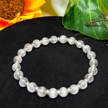 Load image into Gallery viewer, Brazilian White Lace Cat Eye Topaz Crystal Bracelet