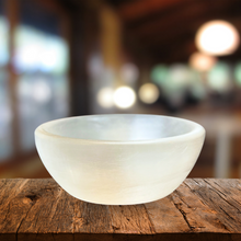 Load image into Gallery viewer, Selenite Cleansing & Charging Bowl
