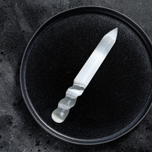 Load image into Gallery viewer, Selenite Cleansing & Charging Twisted Wand