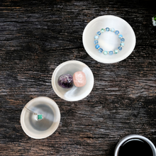 Load image into Gallery viewer, Selenite Cleansing & Charging Bowl