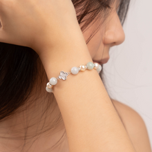 Load image into Gallery viewer, Princess Delphine (Green Jade, Freshwater Pearls) Clover Stainless Steel Slider Crystal Bracelet