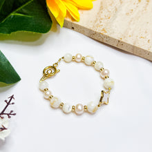 Load image into Gallery viewer, Pearly White (Freshwater Pearl, Mother of Pearl, Cream Trochus) Signature Chain Crystal Bracelet