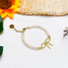 Load image into Gallery viewer, Freshwater Pearls Ribbon Charm Crystal Chain Bracelet