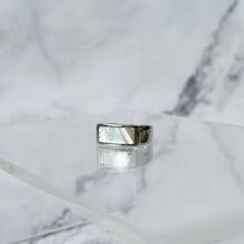 Load image into Gallery viewer, Freshwater Pearl Sterling Silver Ring