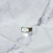 Load image into Gallery viewer, Freshwater Pearl Sterling Silver Ring