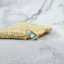 Load image into Gallery viewer, Freshwater Pearl Sterling Silver Ring