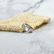 Load image into Gallery viewer, Freshwater Pearl Sterling Silver Ring