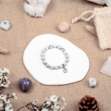 Load image into Gallery viewer, Howlite (S925 Circle) Crystal Bracelet