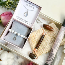 Load image into Gallery viewer, Mother's Day Giftset (Rainbow Moonstone Necklace)