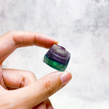 Load image into Gallery viewer, Fluorite Raw Stone