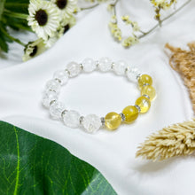 Load image into Gallery viewer, Muscovite x Frosted Clear Quartz