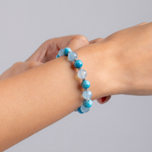 Load image into Gallery viewer, Admiral Blue (Santa Maria Aquamarine, Blue Apatite) Crystal Bracelet
