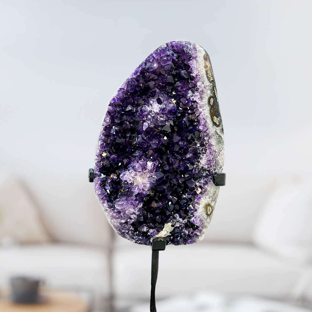 Amethsyt Geode with Stand (4.43kg)