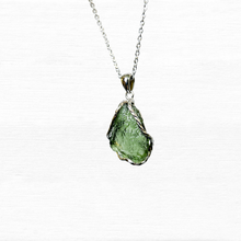 Load image into Gallery viewer, Raw Moldavite Crystal S925 Necklace
