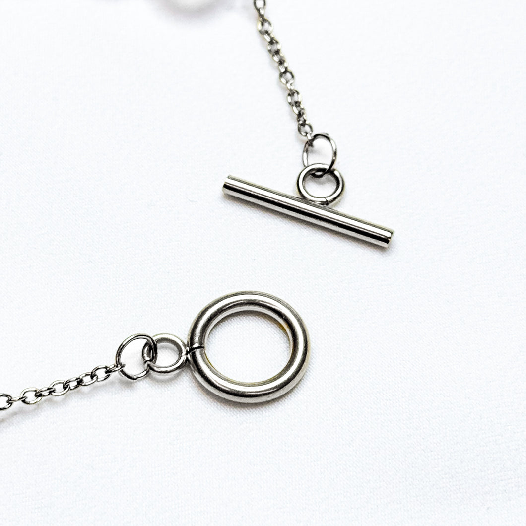 Arizona Peridot Mini Heart Stainless Steel Chain Crystal Bracelet