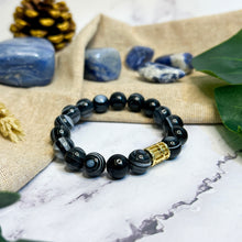 Load image into Gallery viewer, Eye Agate (Gold Plated Abacus) Crystal Bracelet
