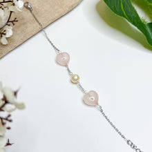 Load image into Gallery viewer, Pearly Rose Hearts Crystal Stainless Steel Chain Bracelet (Rose Quartz, Freshwater Pearls)
