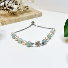 Load image into Gallery viewer, Princess Delphine (Green Jade, Freshwater Pearls) Clover Stainless Steel Slider Crystal Bracelet
