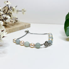 Load image into Gallery viewer, Princess Delphine (Green Jade, Freshwater Pearls) Clover Stainless Steel Slider Crystal Bracelet
