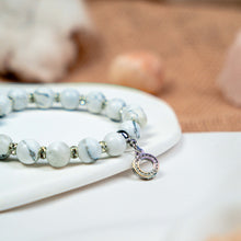 Load image into Gallery viewer, Howlite (S925 Circle) Crystal Bracelet
