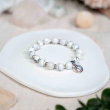 Load image into Gallery viewer, Howlite (S925 Circle) Crystal Bracelet
