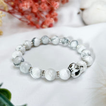 Load image into Gallery viewer, Howlite (w/ S925 Stormtrooper) Crystal Bracelet
