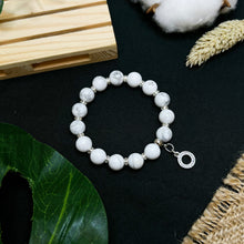 Load image into Gallery viewer, Howlite (S925 Circle) Crystal Bracelet
